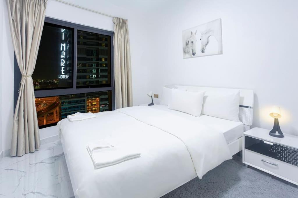 Luxury 2 Bedroom Apartment In Dubai Marina & Jbr Beach ภายนอก รูปภาพ